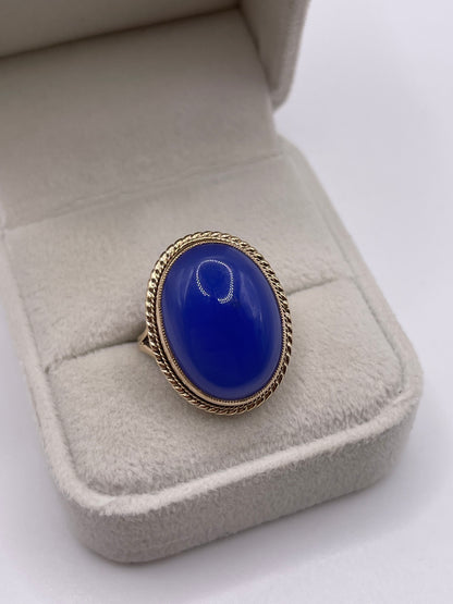 9ct gold chalcedony ring
