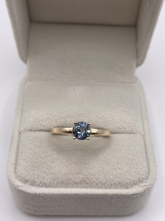 9ct gold tanzanite ring