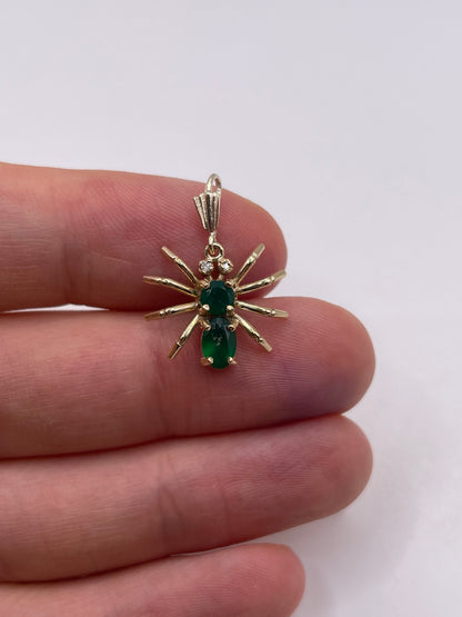 9ct gold green agate and diamond spider pendant