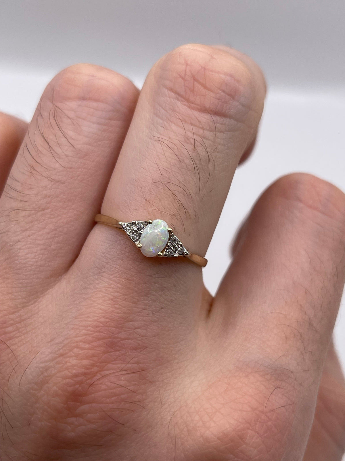 9ct gold opal and diamond ring