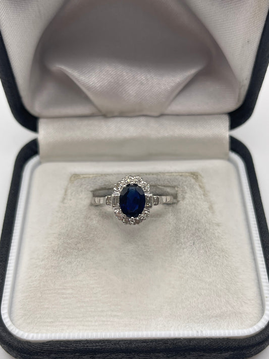 18ct white gold sapphire and diamond ring