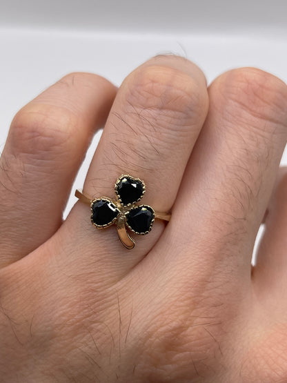 9ct gold sapphire clover ring