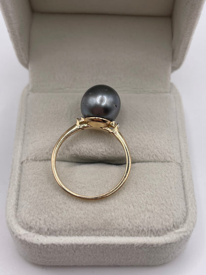 9ct gold pearl and diamond ring