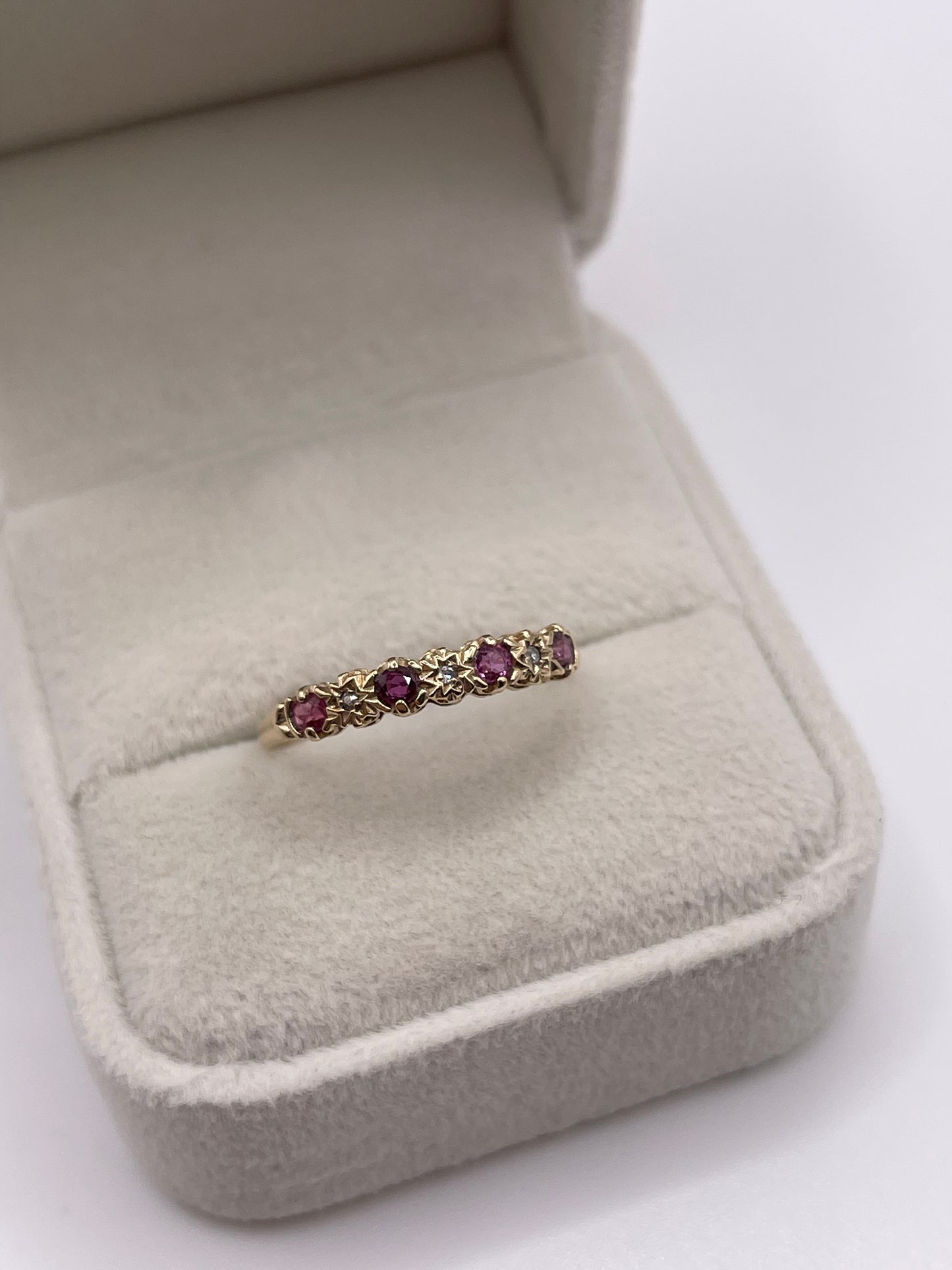 9ct gold ruby and diamond ring