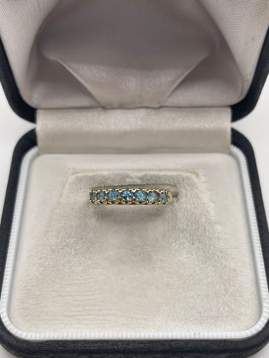 9ct gold blue topaz ring