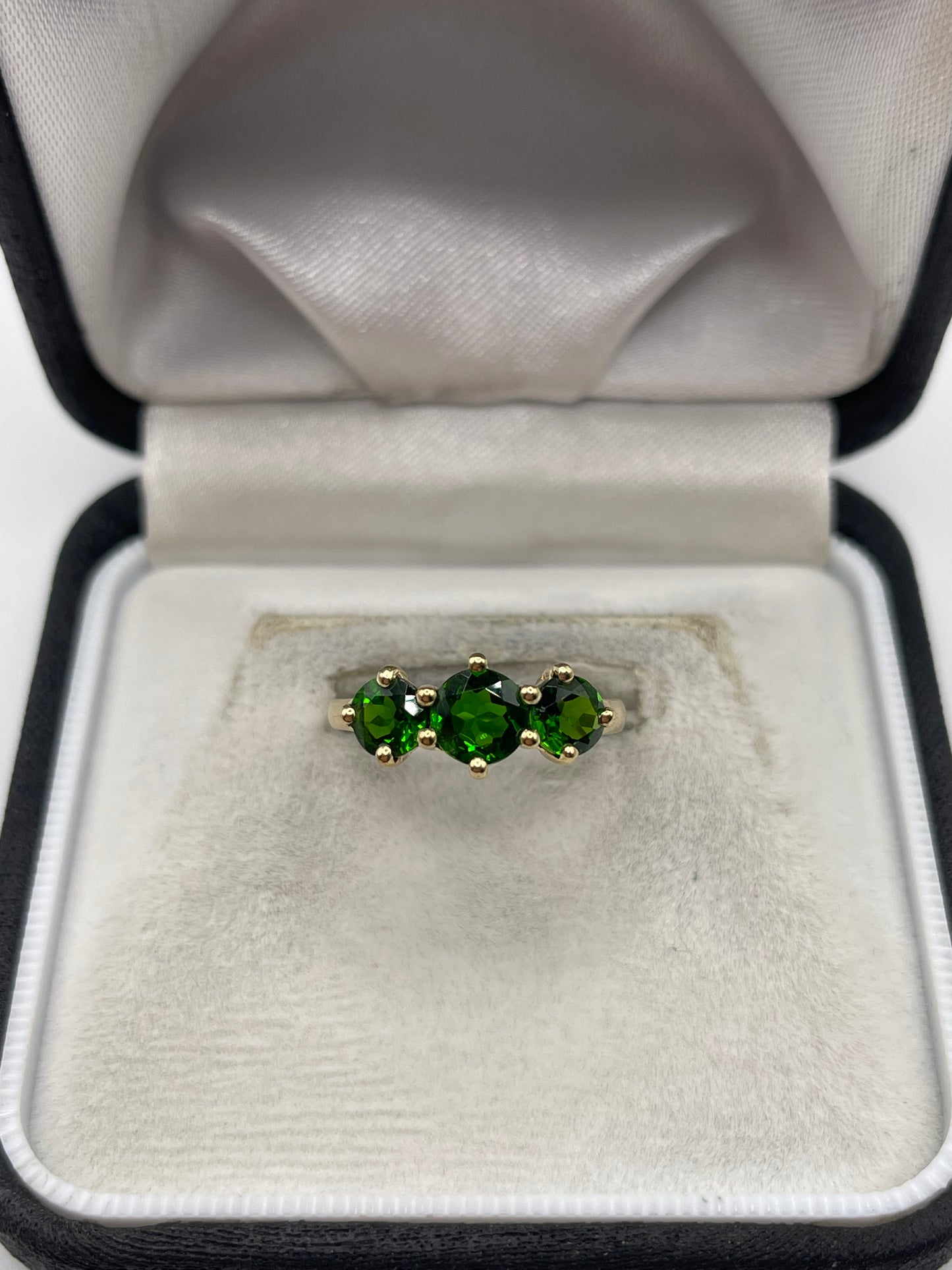 9ct gold diopside ring