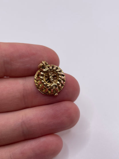 9ct gold lobster charm