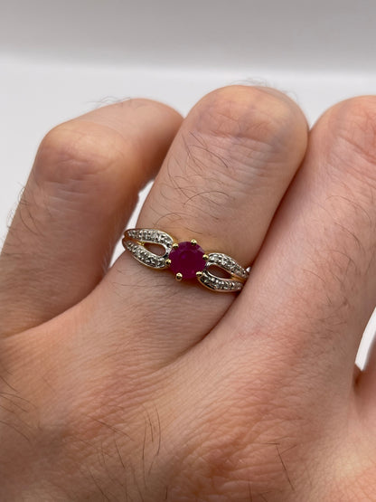 14ct gold ruby and diamond ring