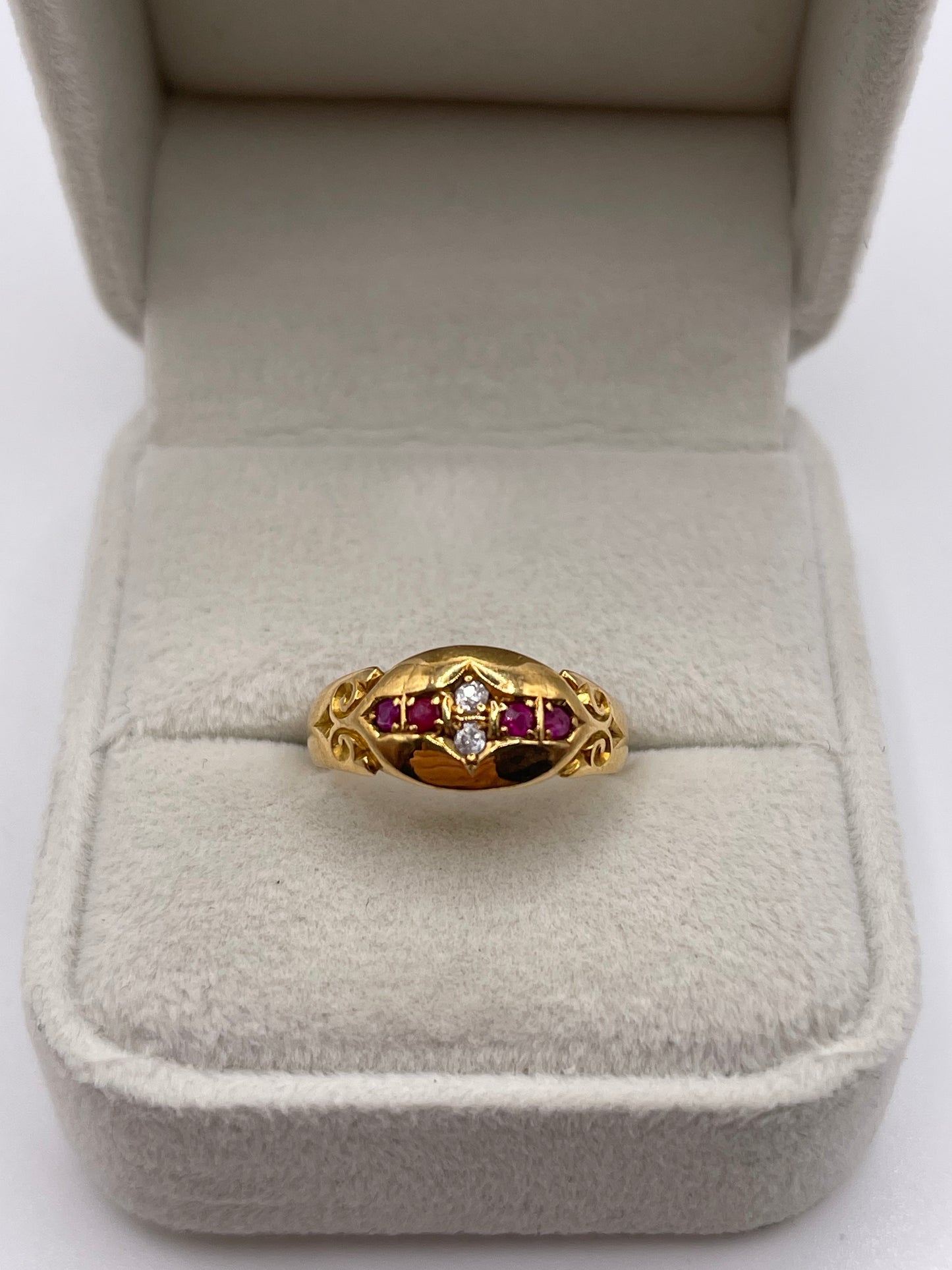Antique 18ct gold ruby and diamond ring
