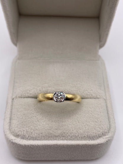 18ct gold diamond ring