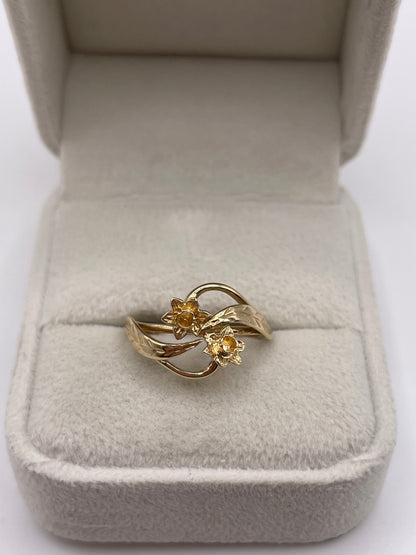 9ct gold flower ring