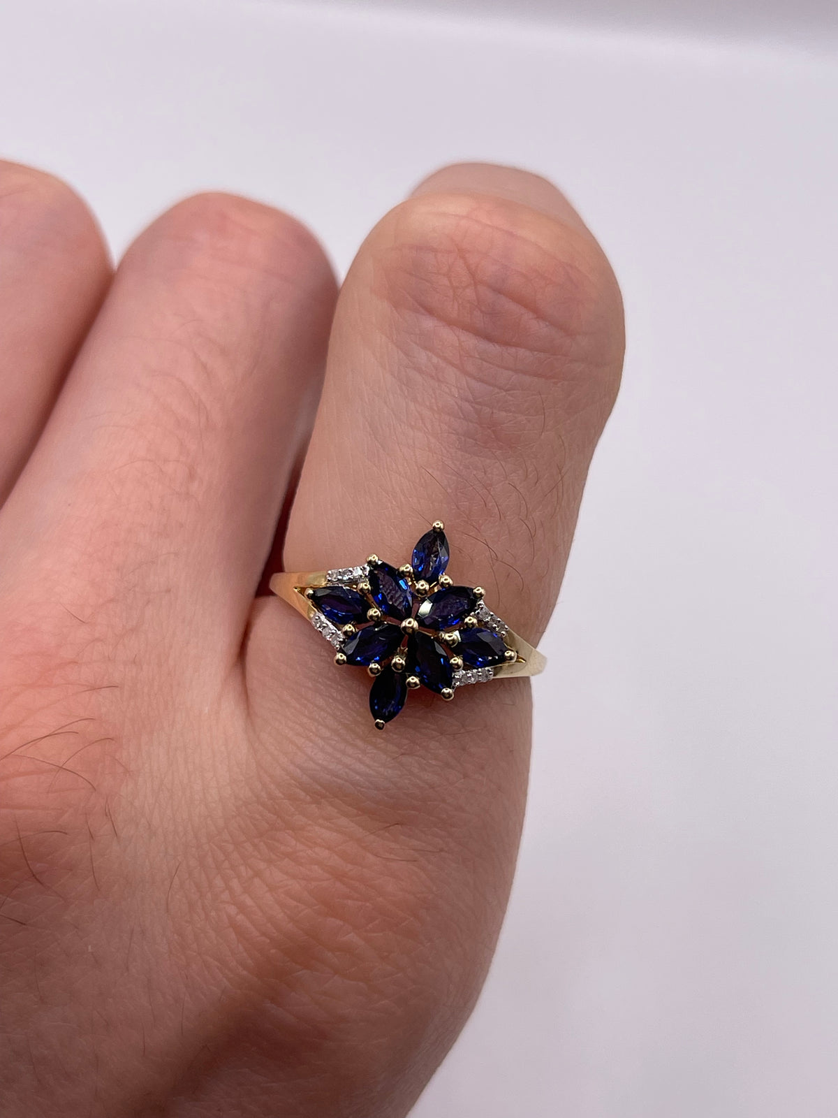 9ct gold kyanite and diamond ring