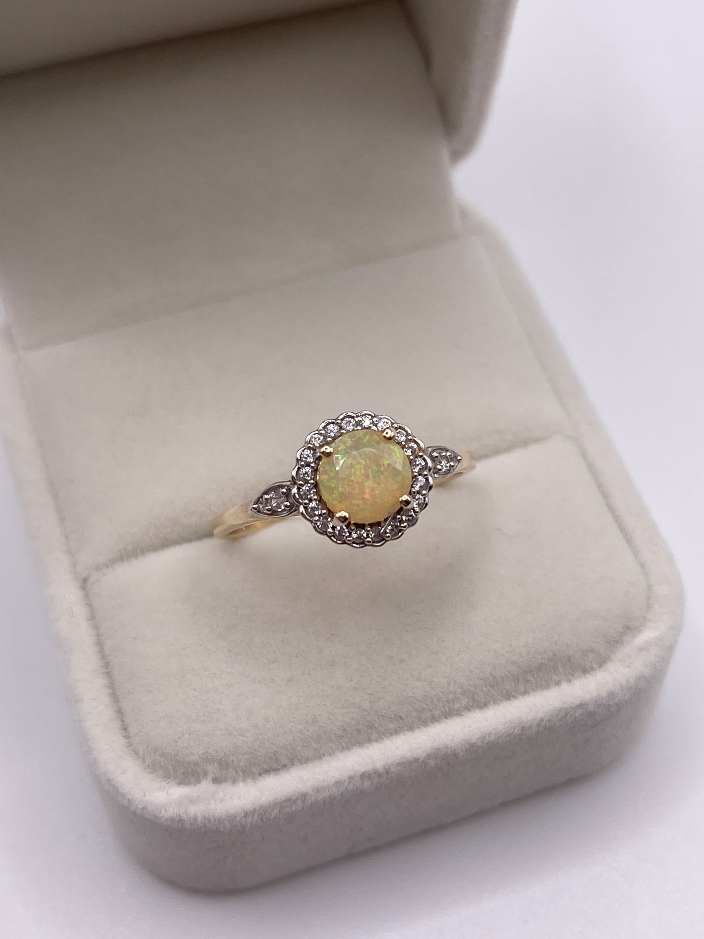9ct gold opal and zircon ring