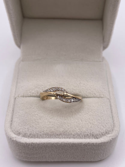 9ct gold diamond ring