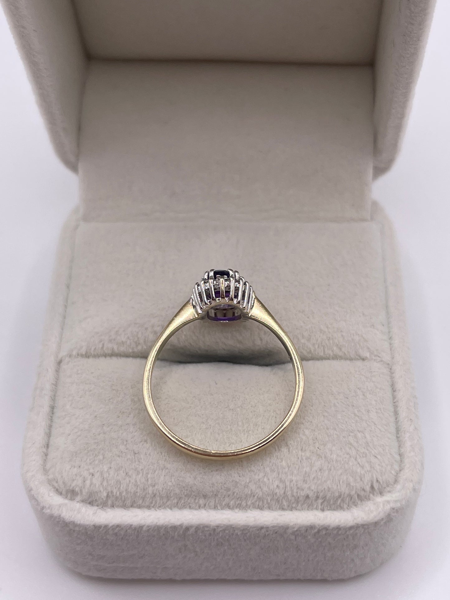 9ct gold amethyst and diamond ring