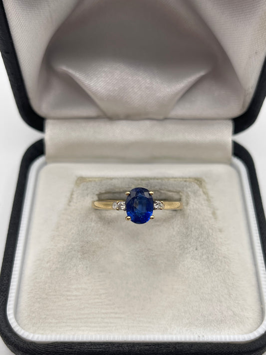 9ct gold kyanite and diamond ring
