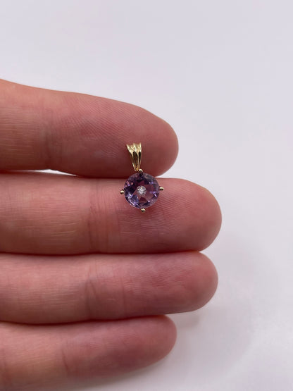 9ct gold amethyst and diamond pendant