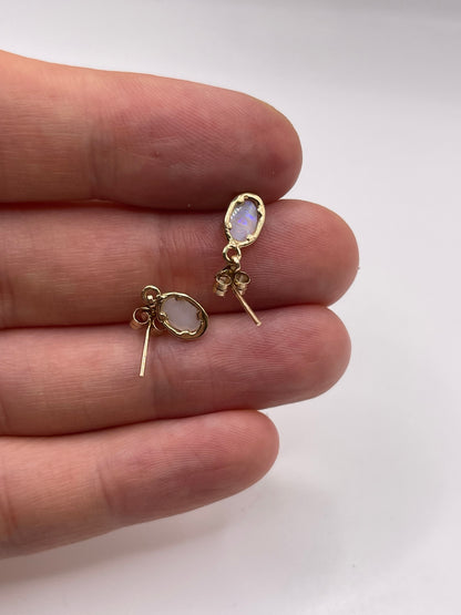 9ct gold opal earrings