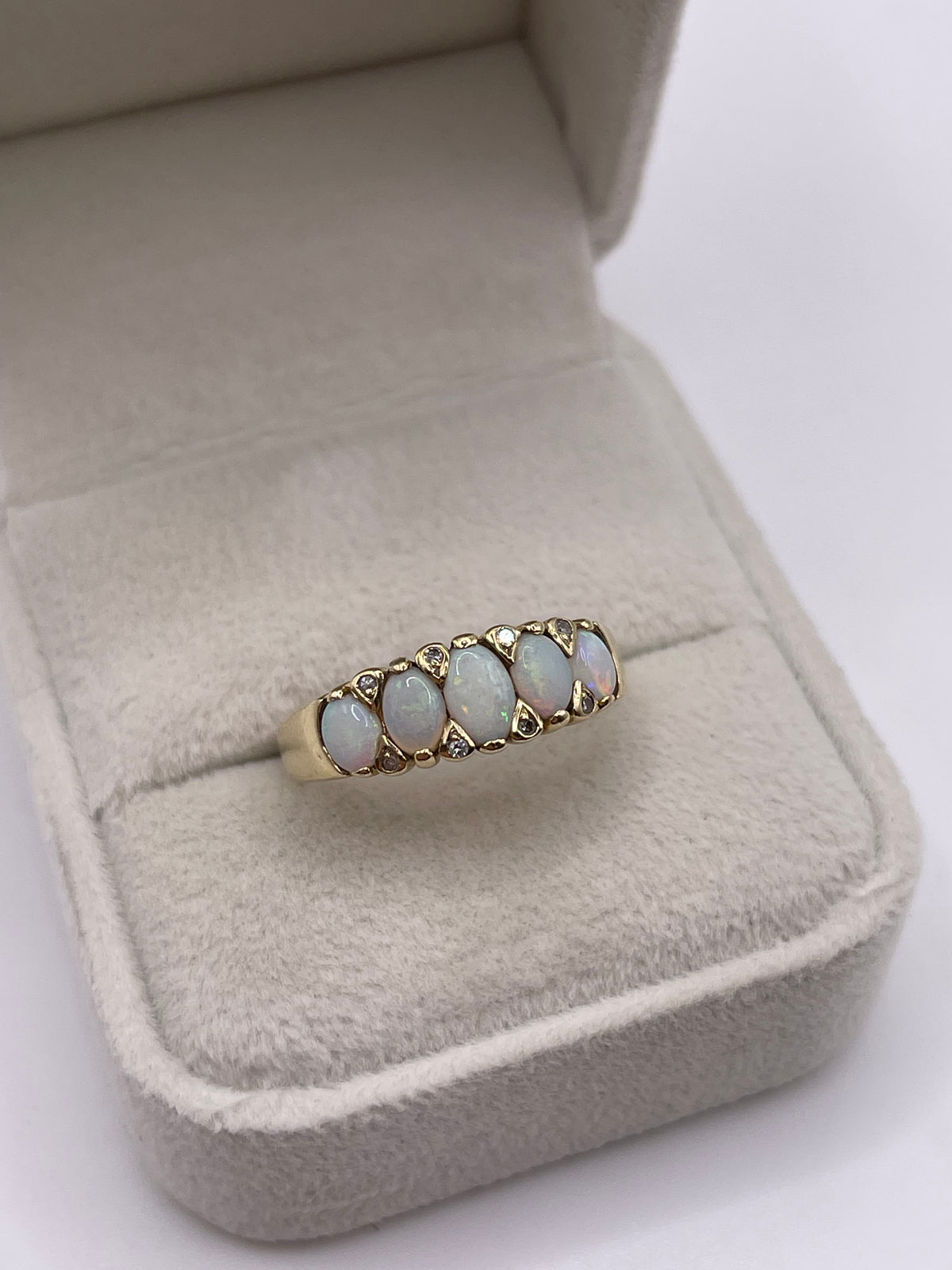 9ct gold opal and diamond ring