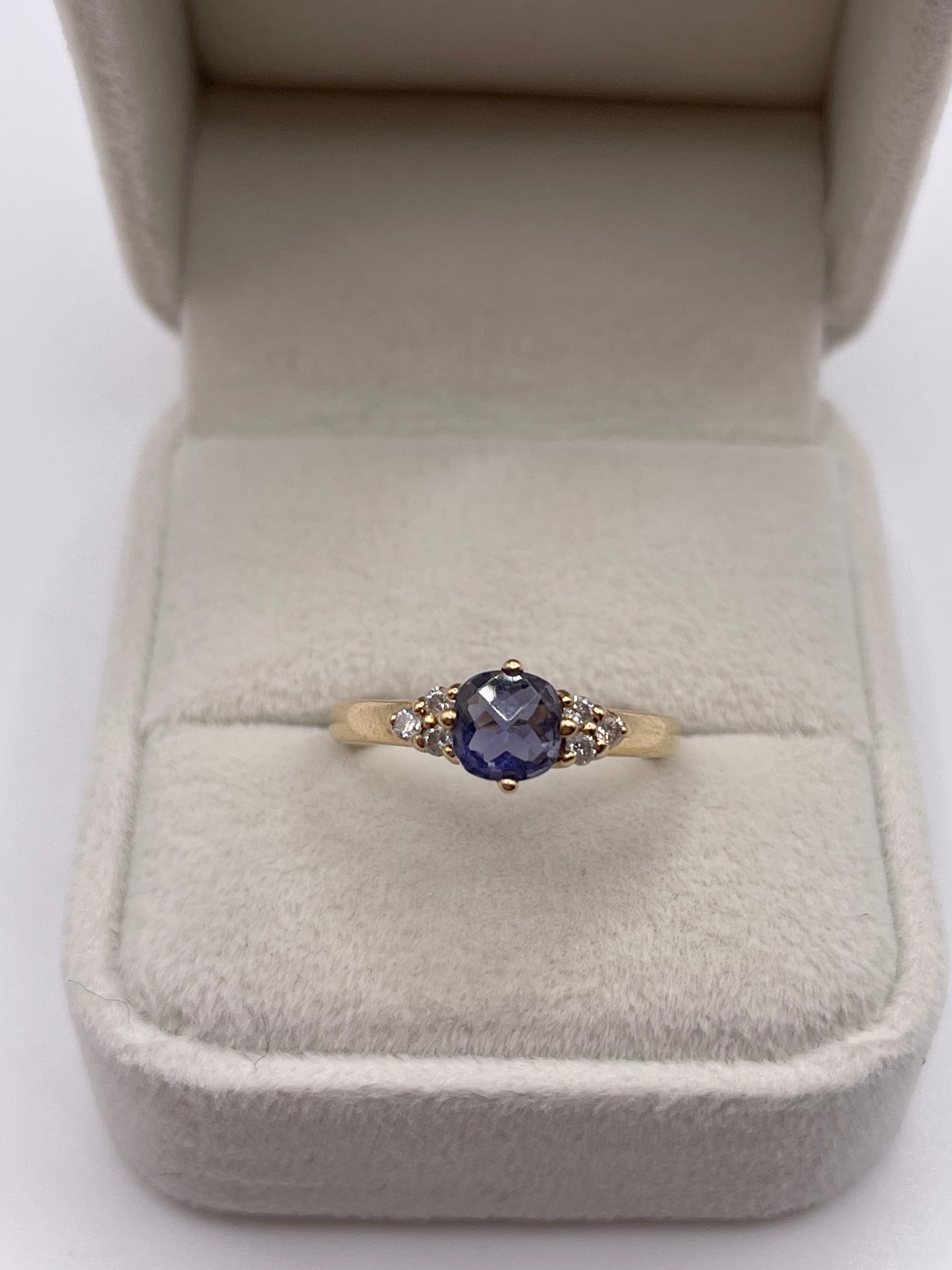 9ct gold iolite and diamond ring