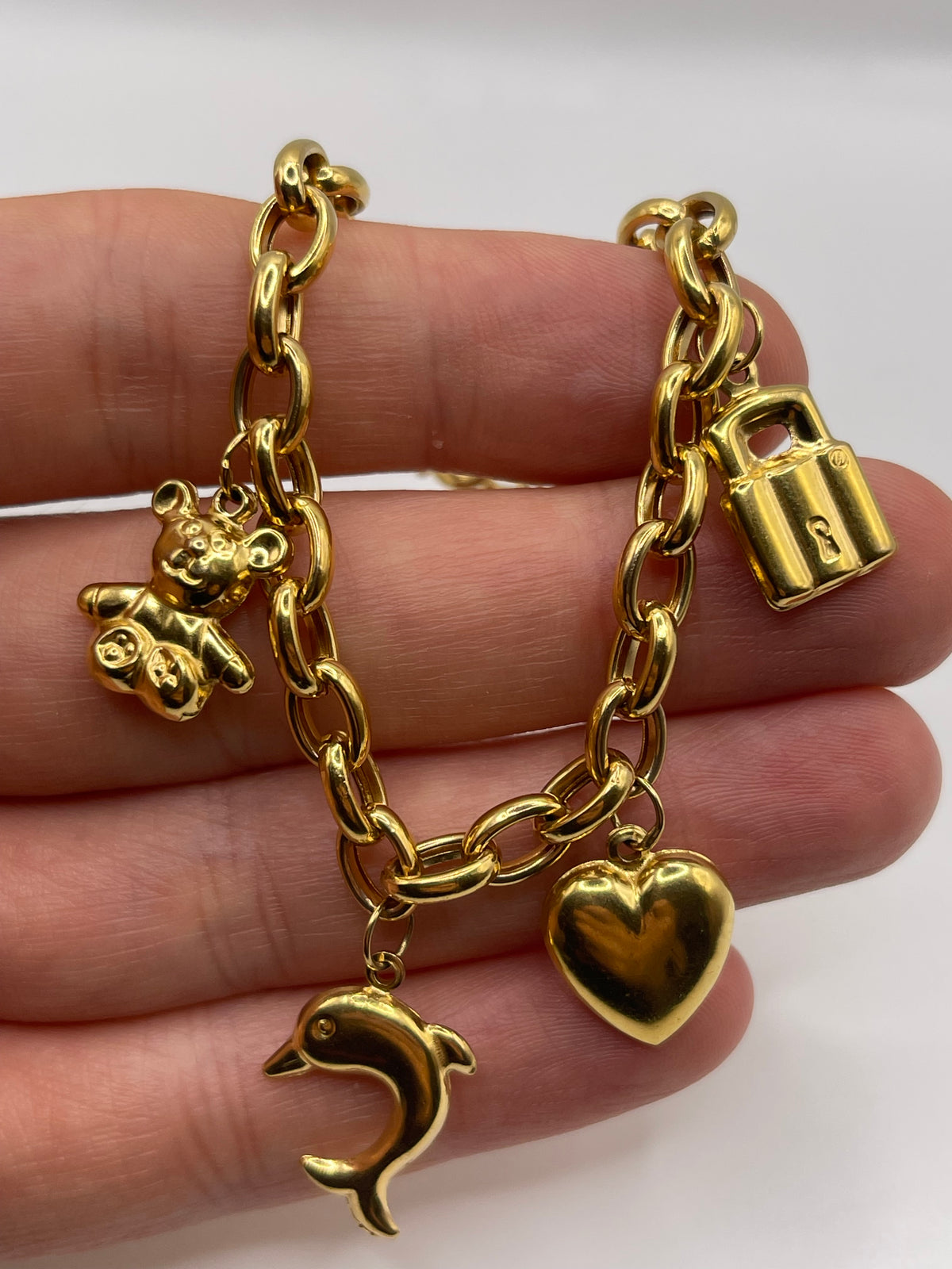 9ct gold charm bracelet