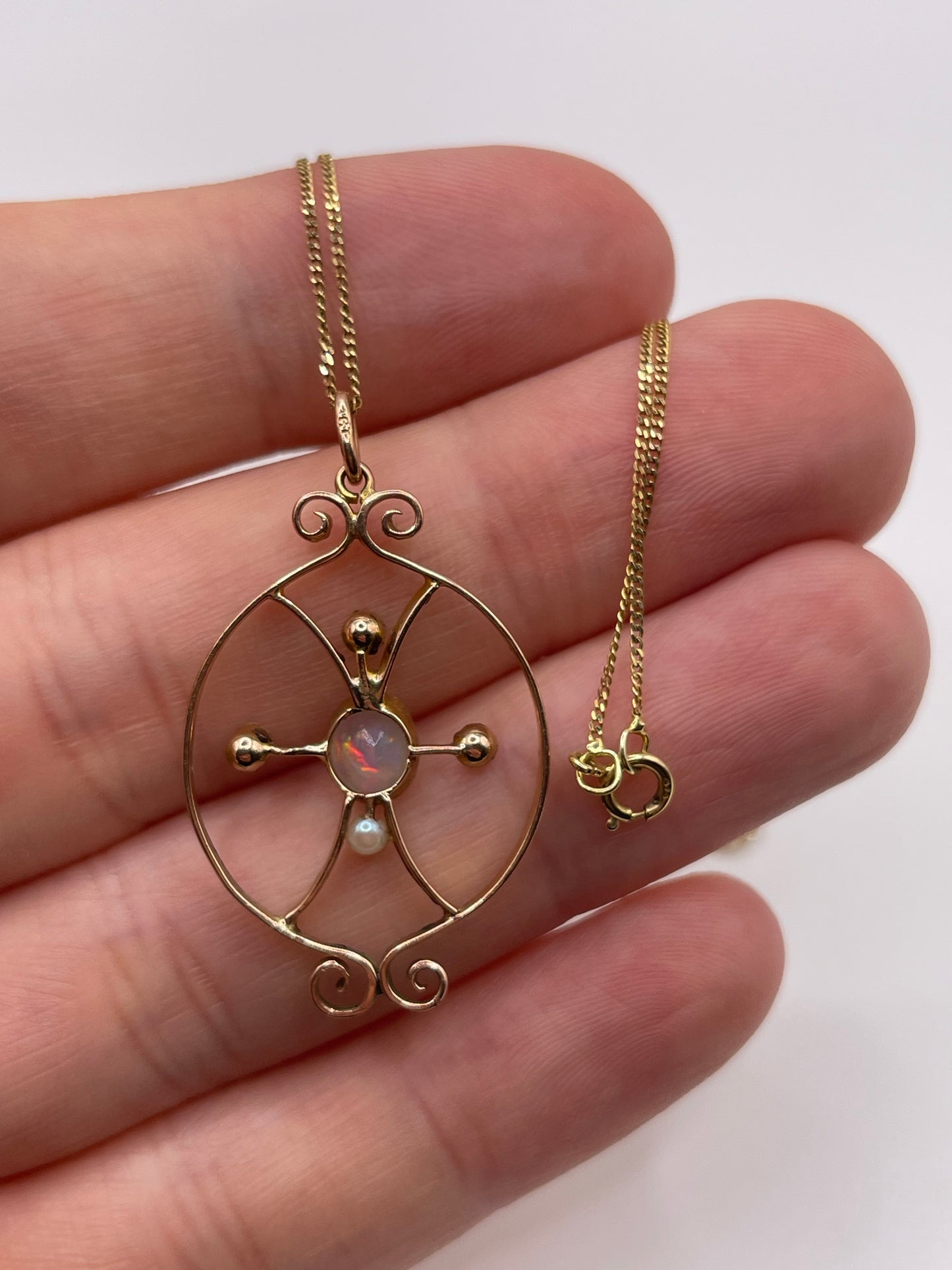 9ct gold opal and pearl necklace