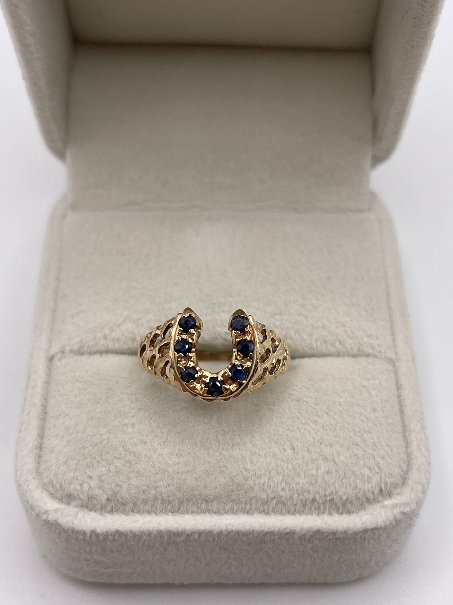 9ct gold sapphire horseshoe ring