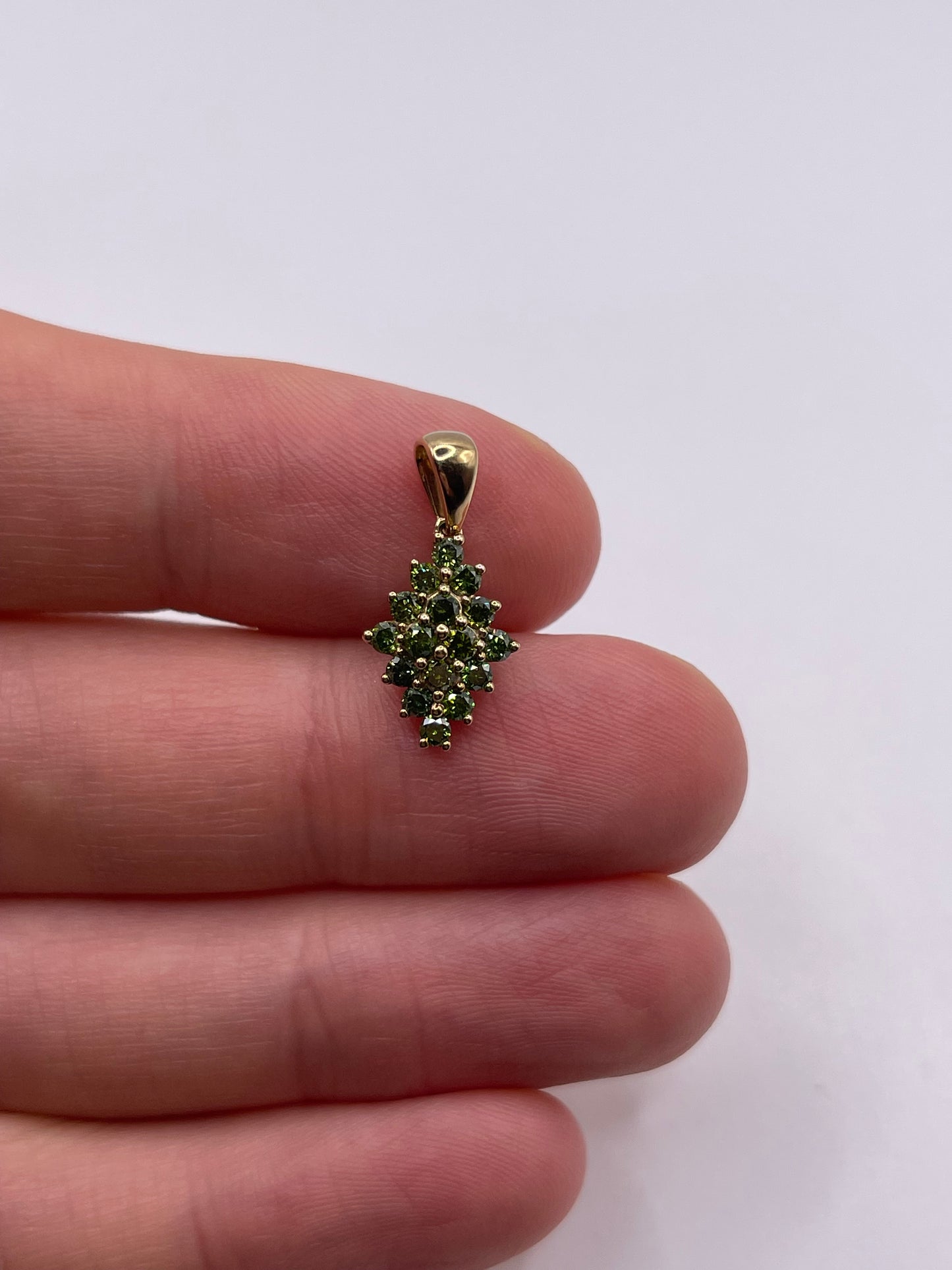 9ct gold green diamond cluster pendant
