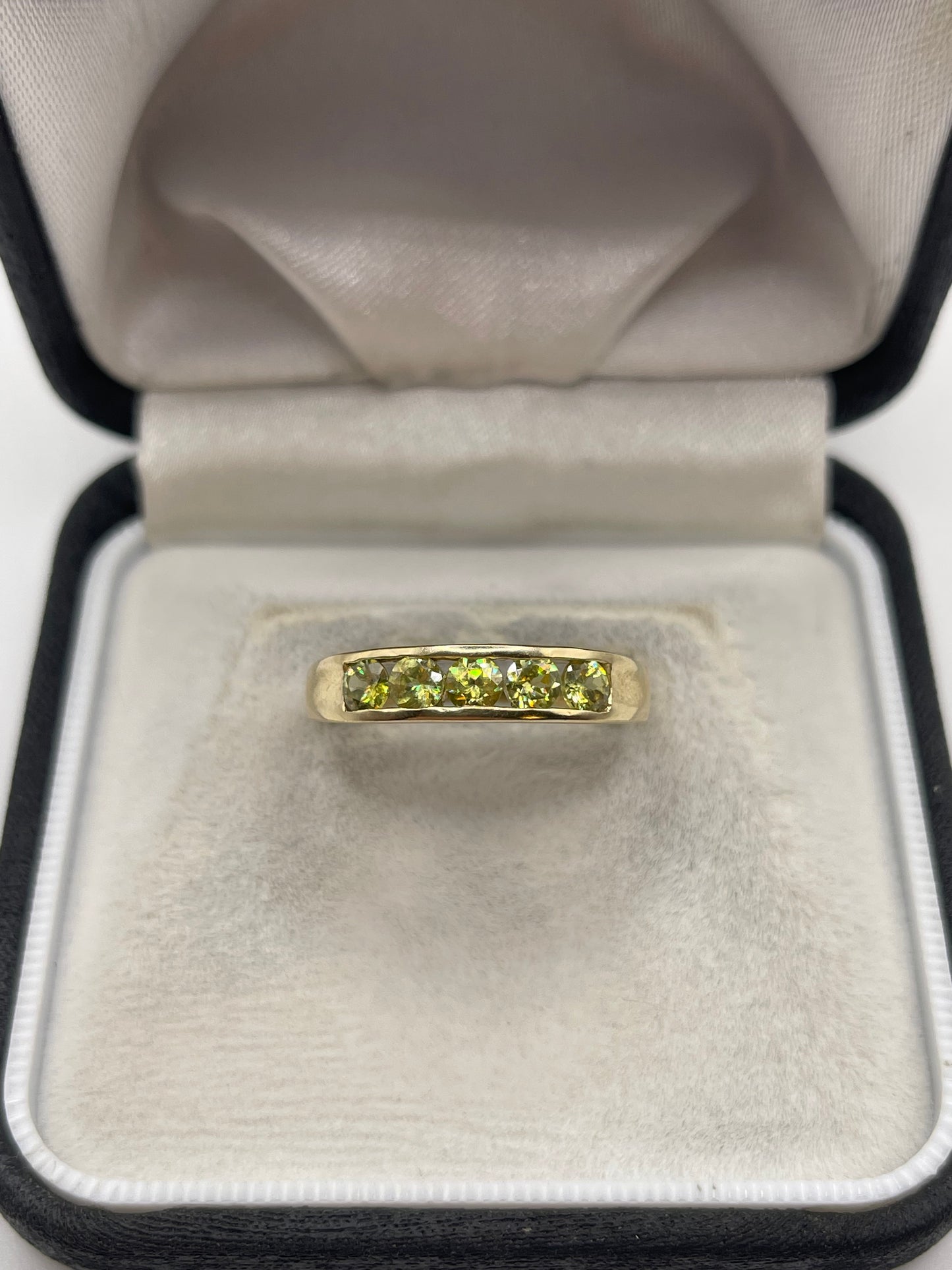 9ct gold sphene ring
