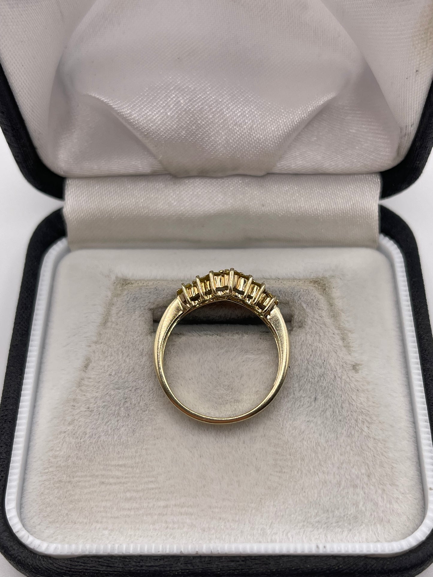 9ct gold quartz wishbone ring