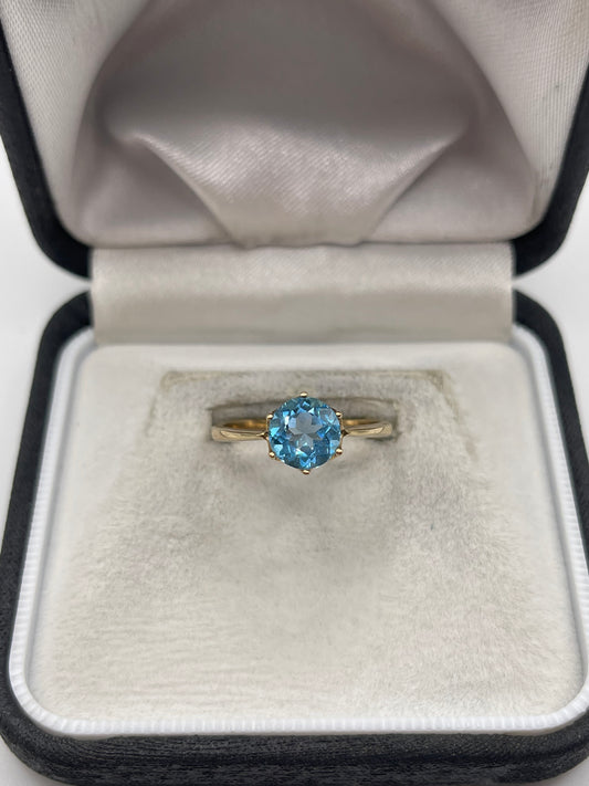 9ct gold blue topaz ring