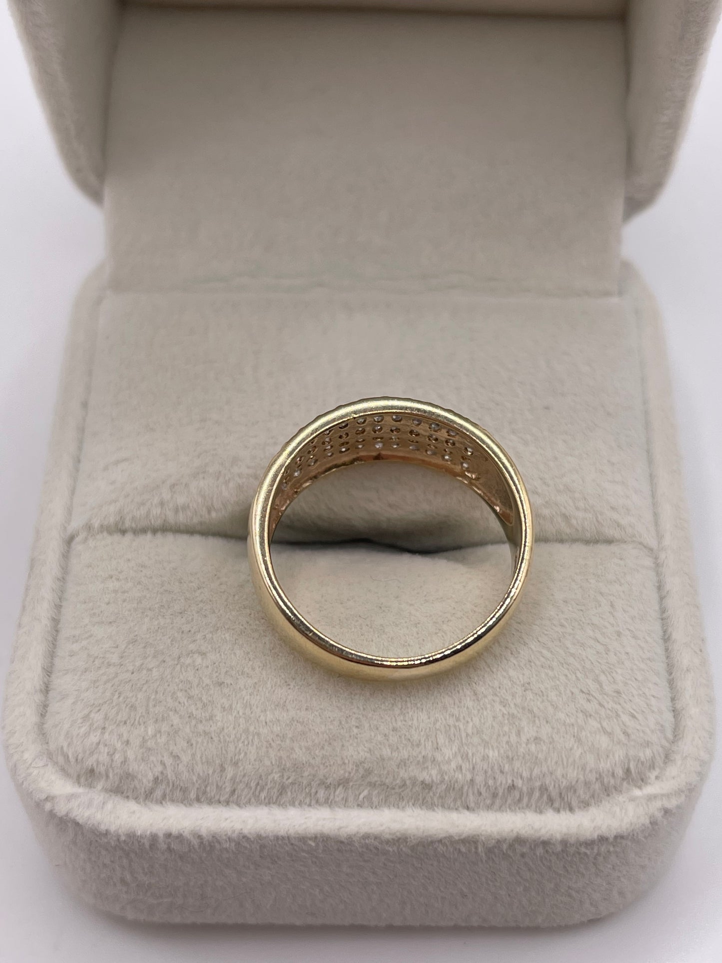 9ct gold diamond cluster ring