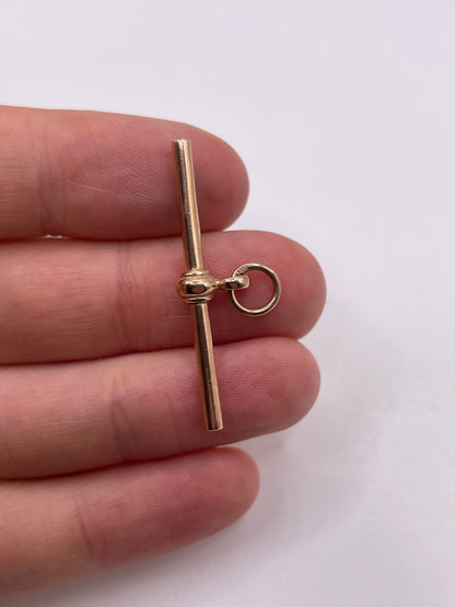 9ct rose gold t bar pendant