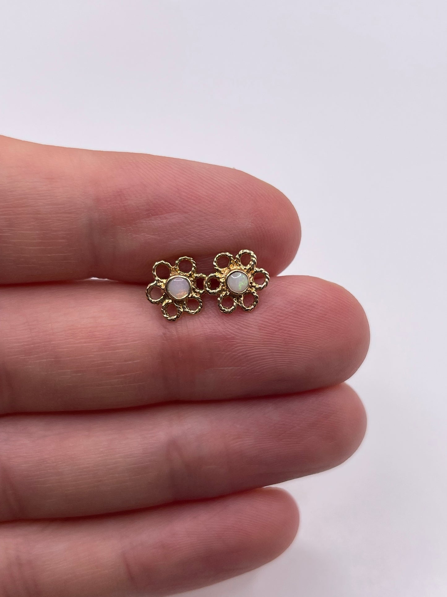 9ct gold opal earrings