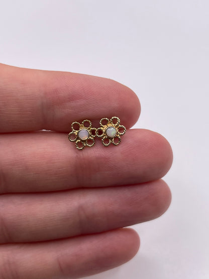 9ct gold opal earrings