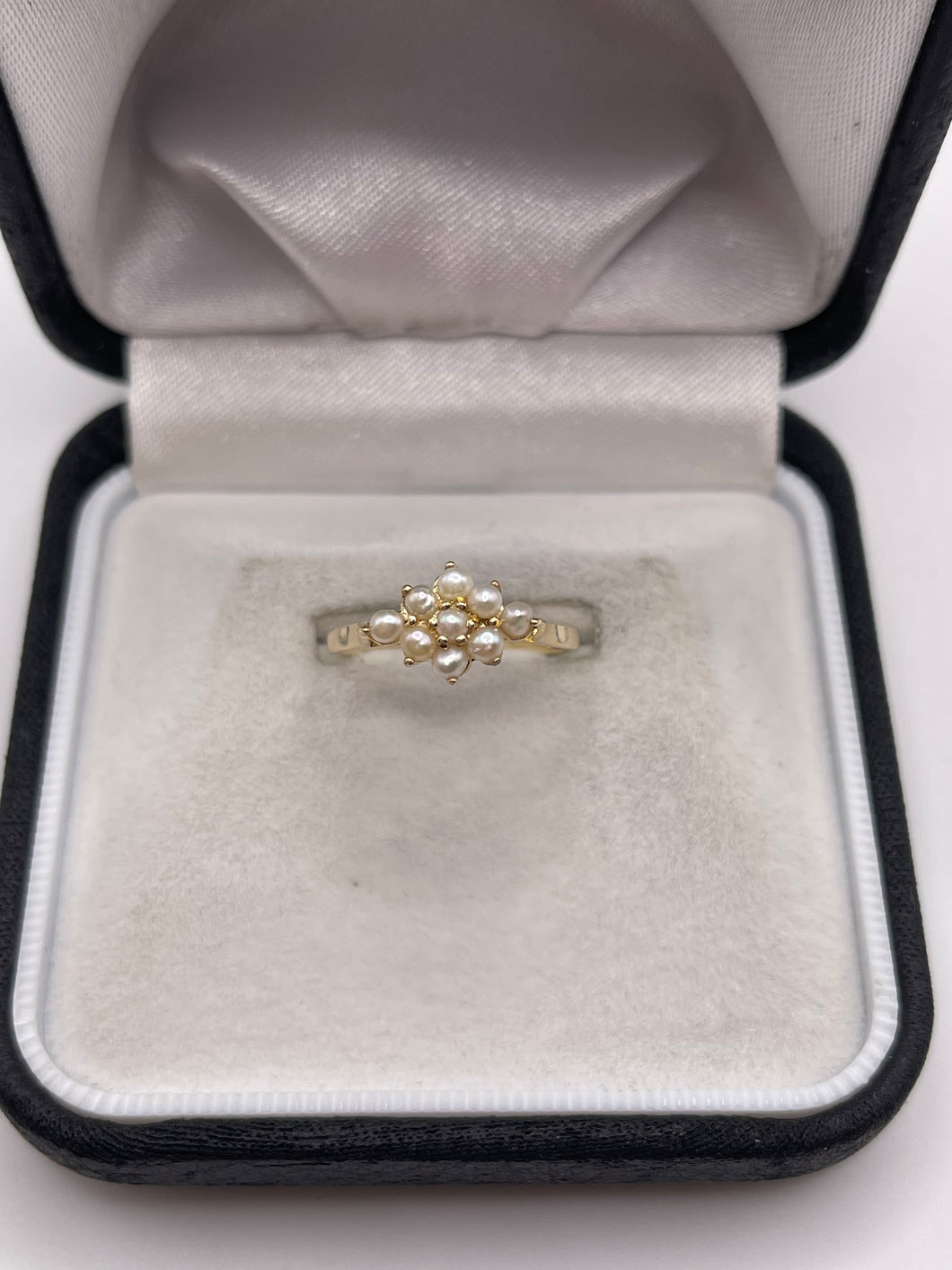 9ct gold pearl cluster ring