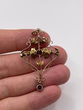 Load image into Gallery viewer, 9ct rose gold paste and pearl pendant
