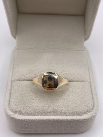 9ct gold signet ring