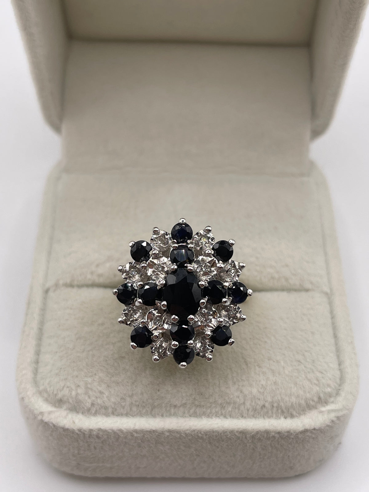 9ct gold sapphire and diamond ring