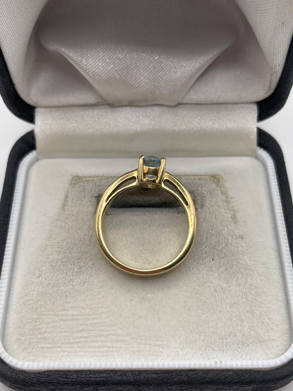 9ct gold aquamarine and diamond ring