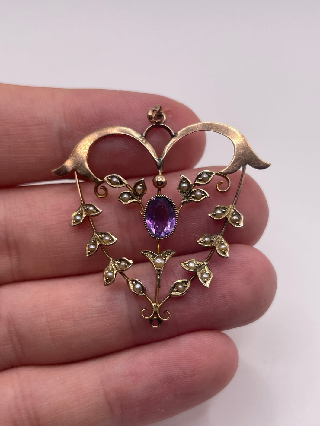 Antique 9ct gold amethyst and pearl pendant