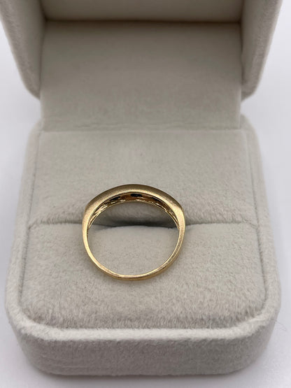 9ct gold sapphire and diamond ring