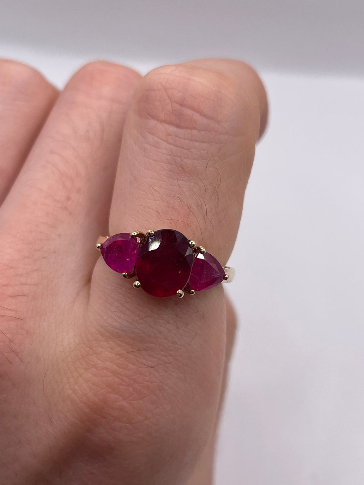 9ct gold ruby ring