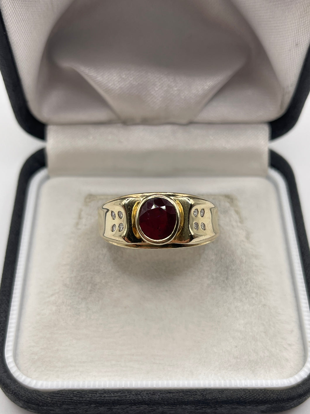 9ct gold ruby and diamond ring