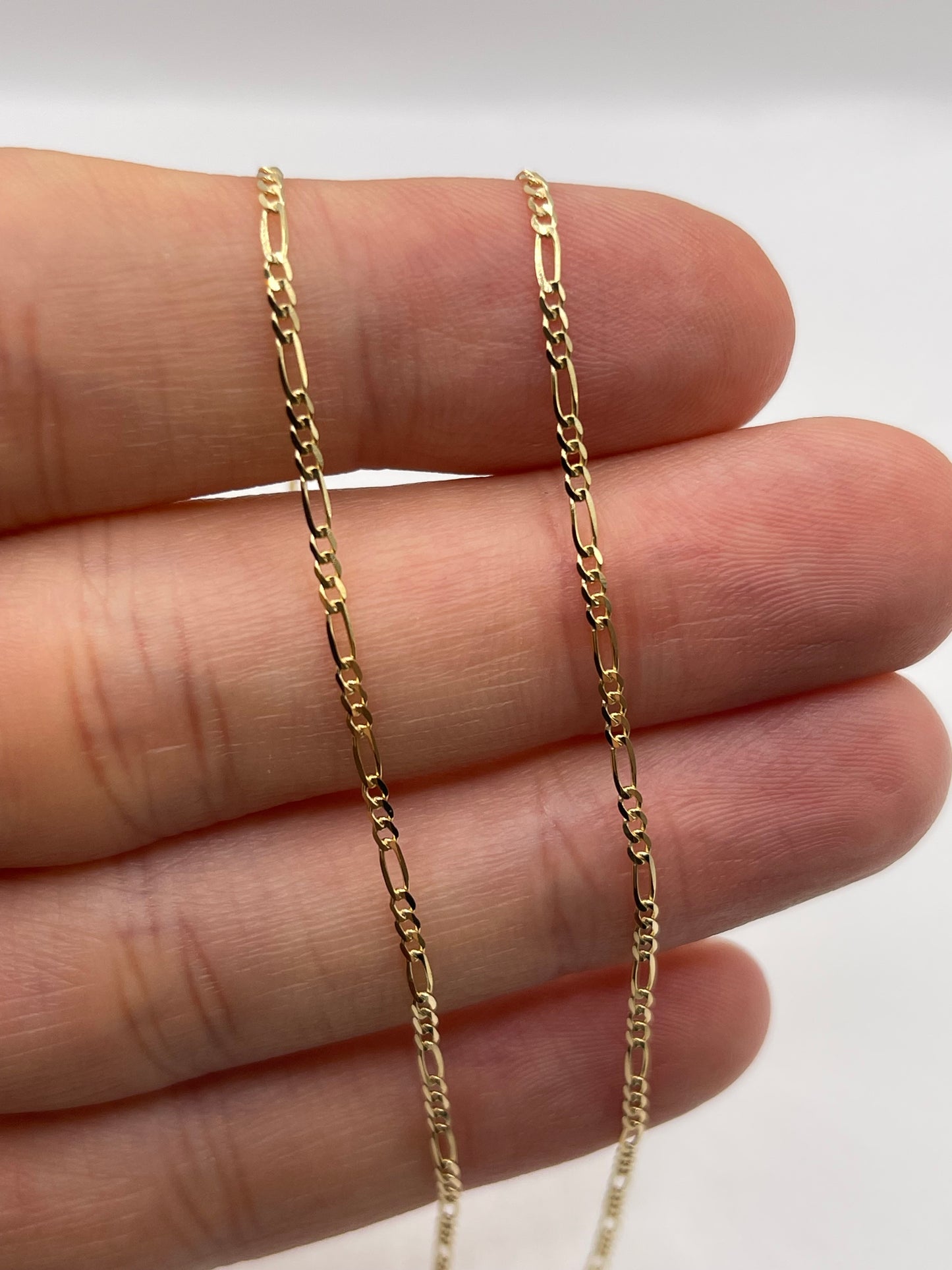 9ct gold chain 268