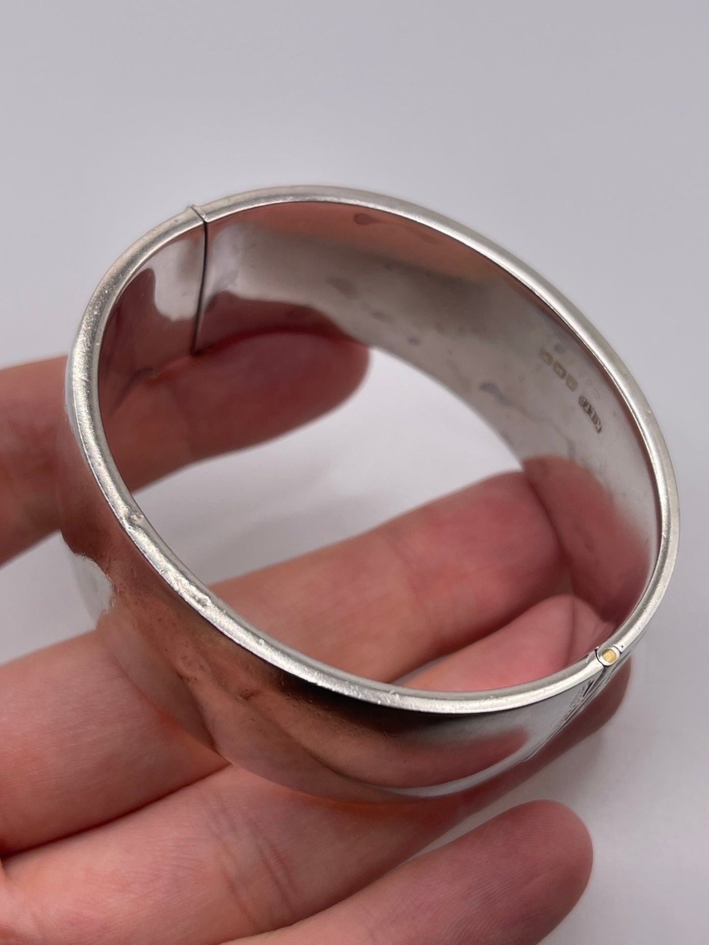 Heavy silver bangle
