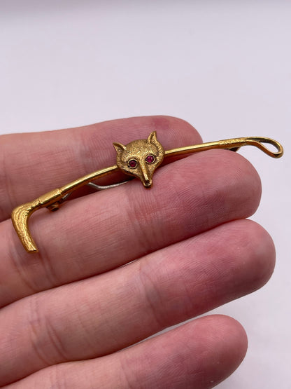 Antique 9ct gold garnet fox pin