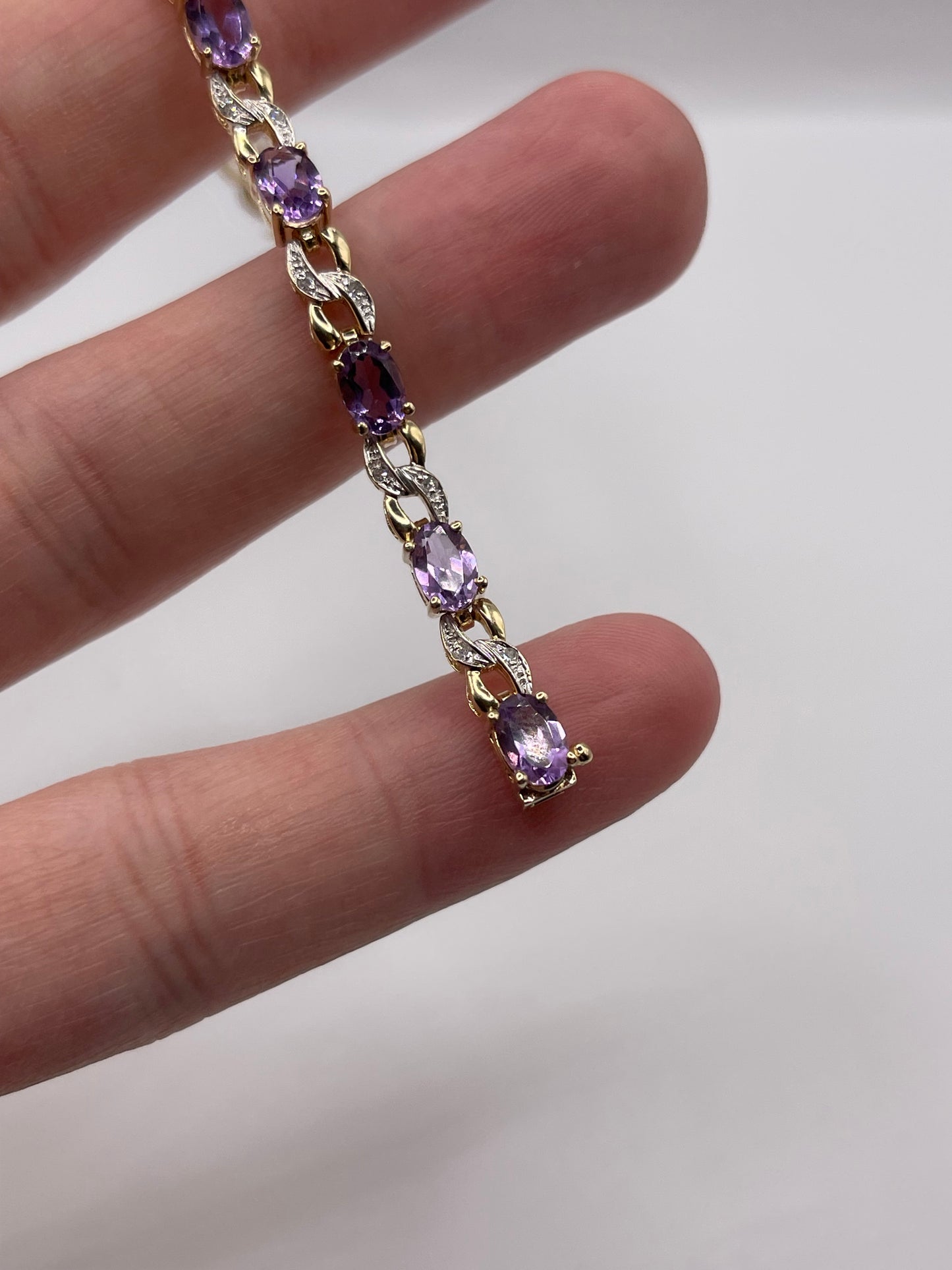 9ct gold amethyst and diamond bracelet