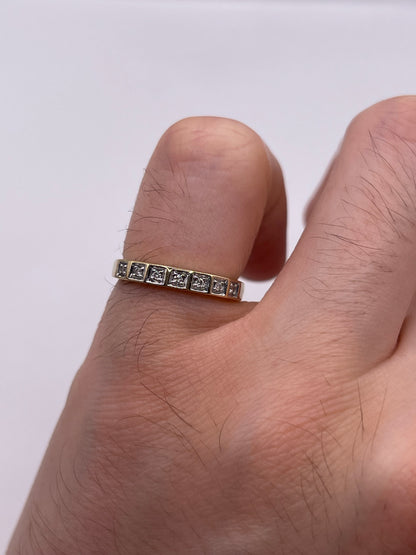9ct gold diamond ring