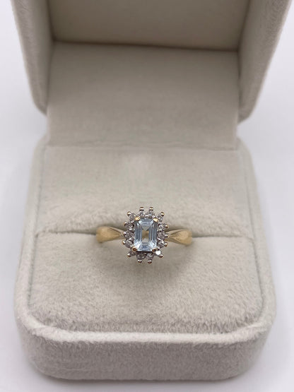 9ct gold aquamarine and diamond ring